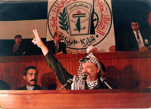 فتح كلمات ياسر عرفات بشأن اعلان الاستقلال خالدة بوجداننا المكتب الإعلامي الفلسطيني في أوروبا